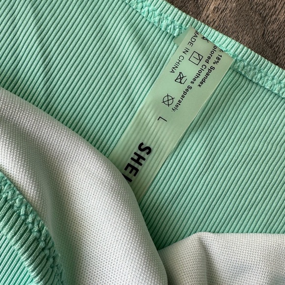 Shein Bikini Set - Picture 3 of 3